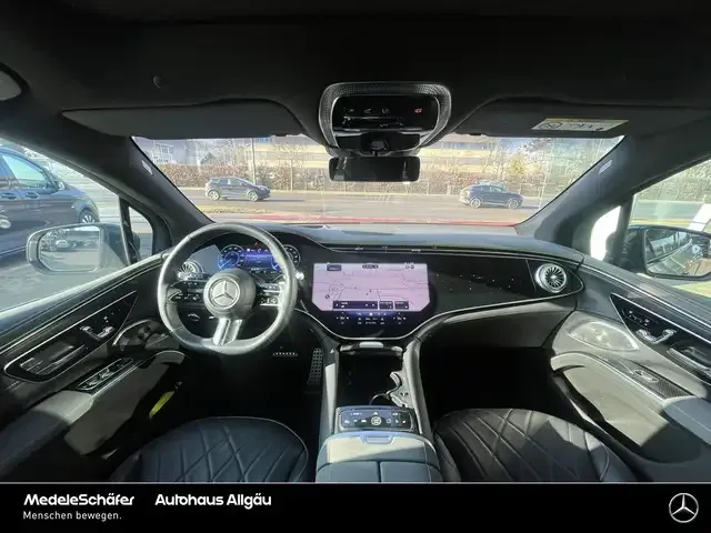 Mercedes-Benz EQS SUV