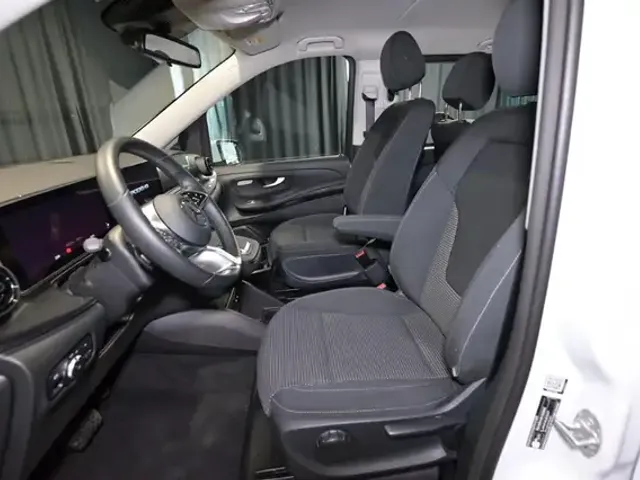 Mercedes-Benz EQV 300