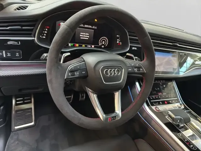 Audi RS Q8