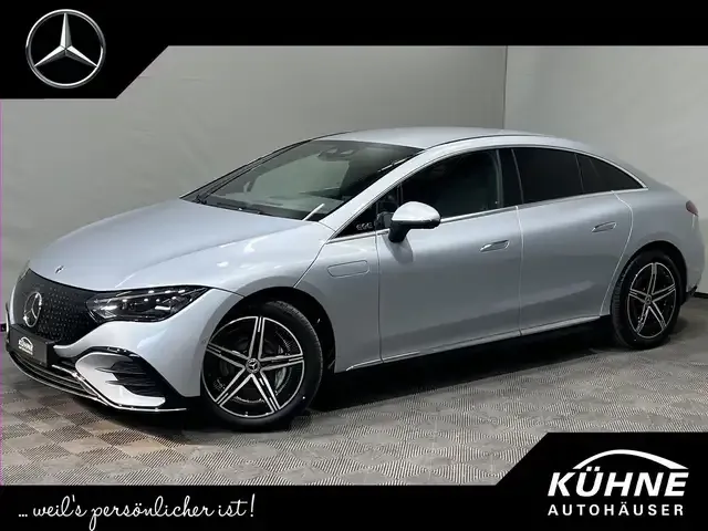 Mercedes-Benz EQE 300