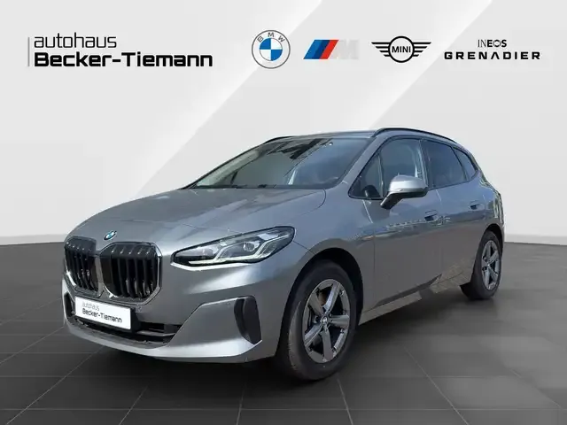 BMW 220