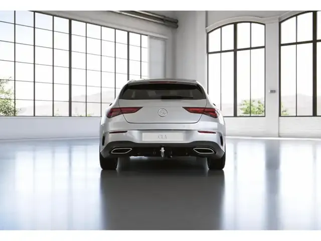 Mercedes-Benz CLA 220