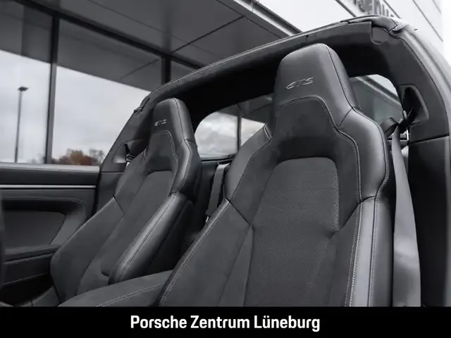 Porsche 992