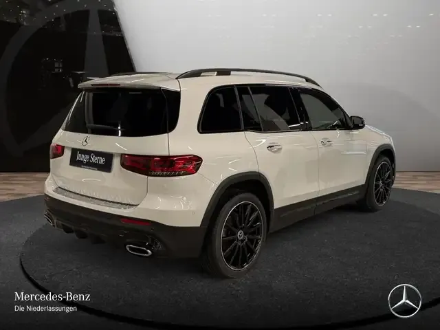 Mercedes-Benz GLB 200