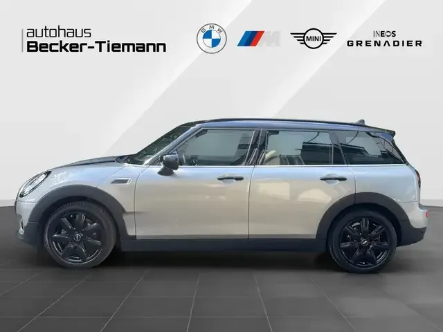 MINI Cooper Clubman