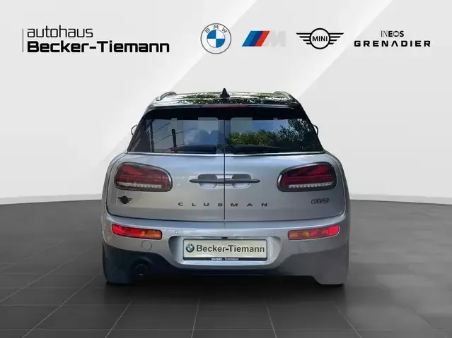 MINI Cooper Clubman
