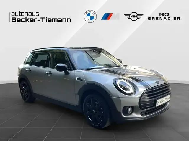 MINI Cooper Clubman