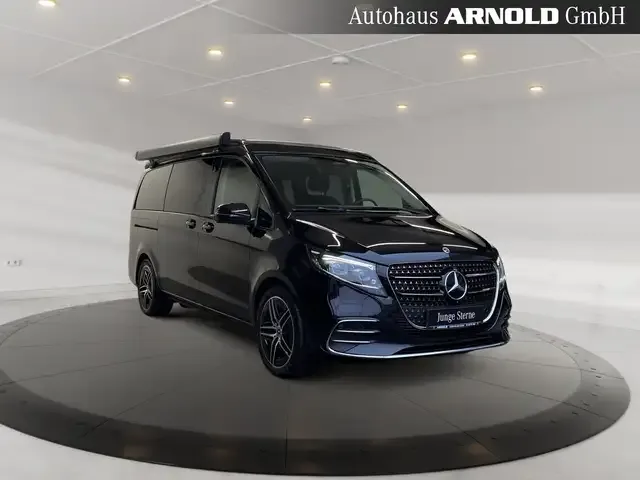 Mercedes-Benz V 220