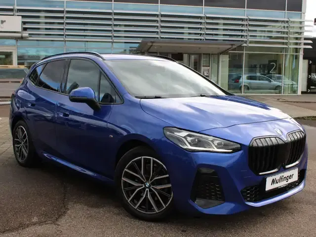 BMW 220