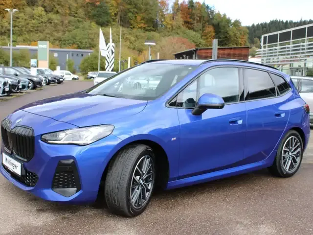 BMW 220