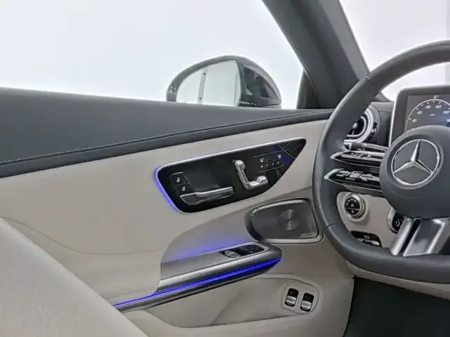 Mercedes-Benz CLE 300