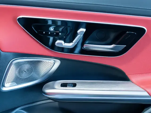 Mercedes-Benz CLE 220