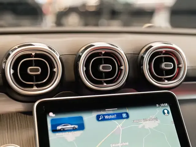 Mercedes-Benz CLE 220