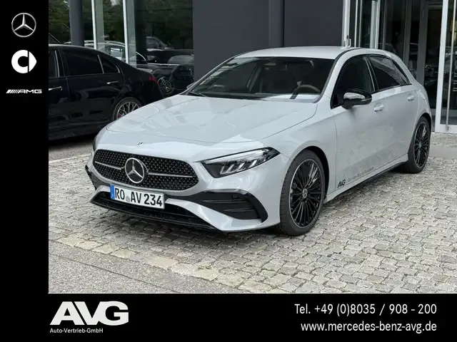 Mercedes-Benz A 200