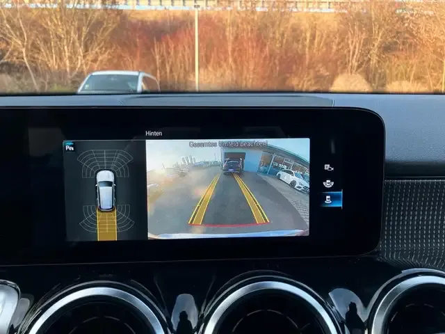 Mercedes-Benz GLB 250