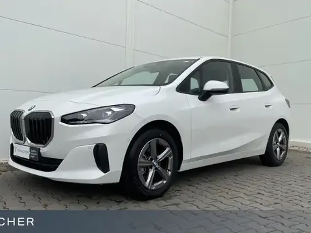 BMW 216