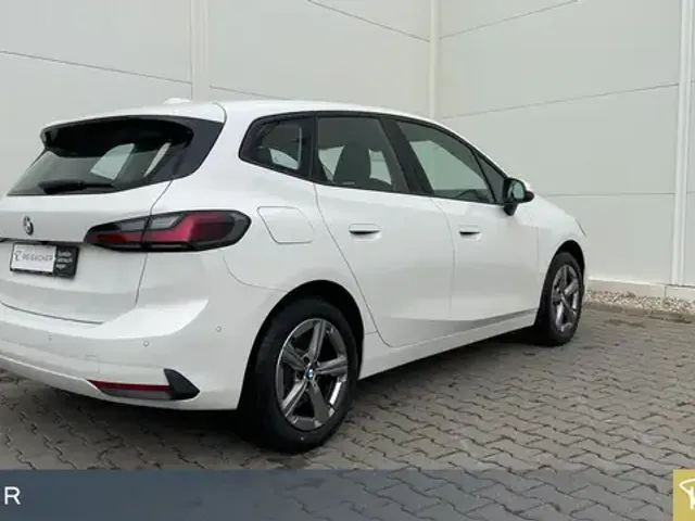 BMW 216