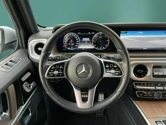 Mercedes-Benz G 400