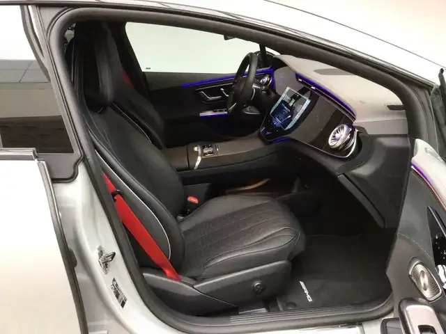 Mercedes-Benz EQE 500