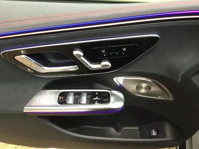 Mercedes-Benz EQE 500