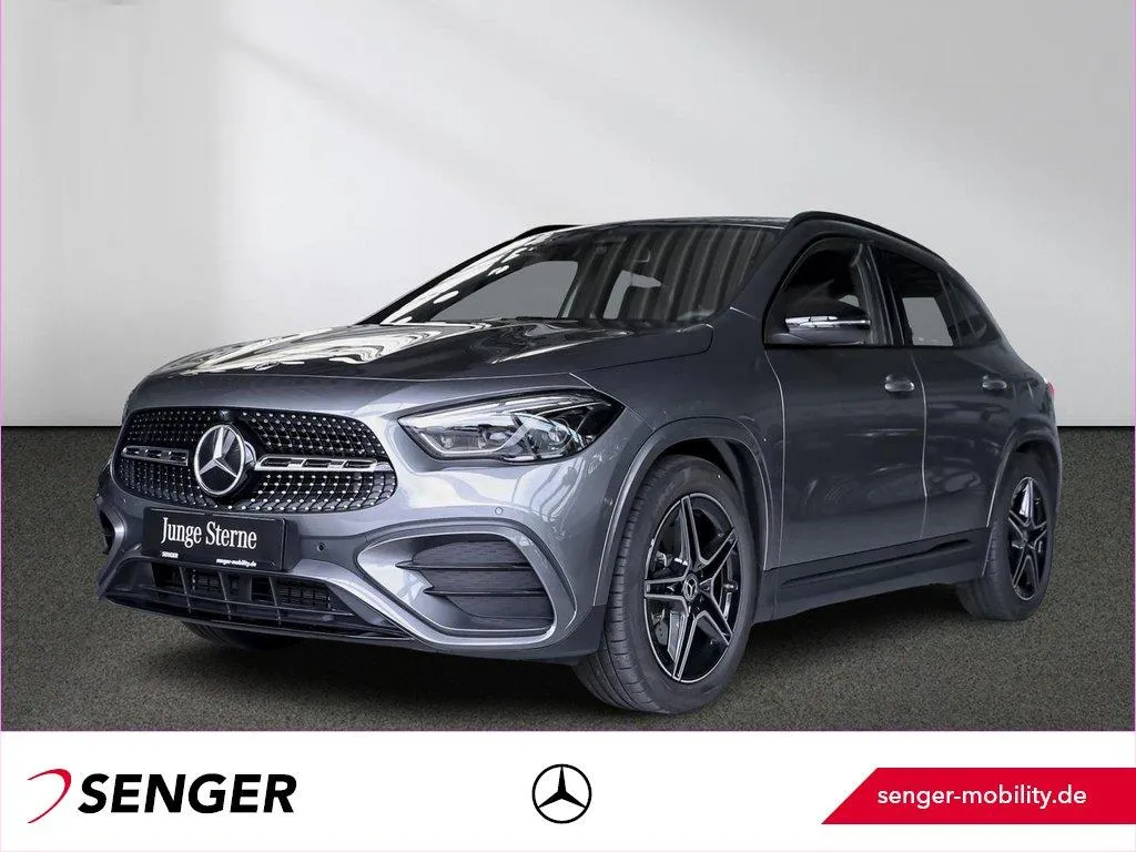 Mercedes-Benz GLA 200