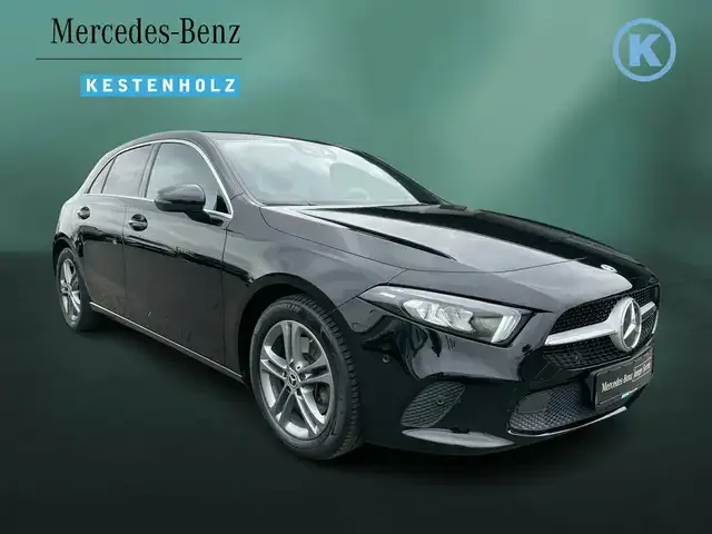 Mercedes-Benz A 220