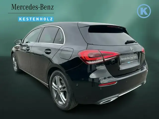 Mercedes-Benz A 220
