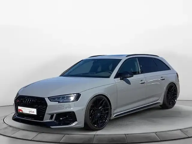 Audi RS4