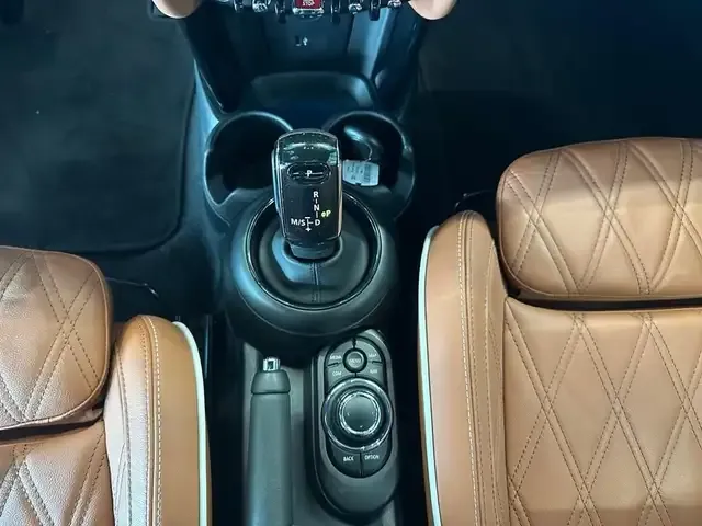 MINI John Cooper Works Cabrio