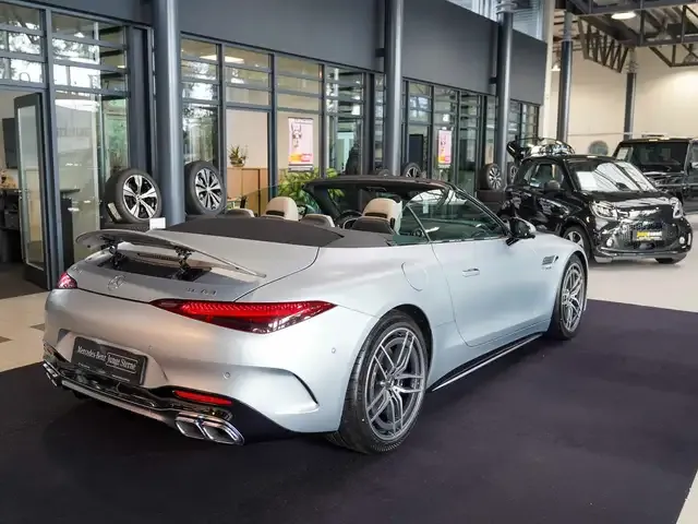 Mercedes-Benz SL 63 AMG