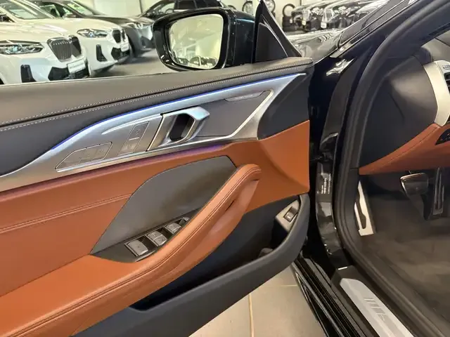 BMW 840