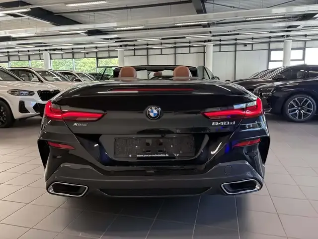 BMW 840