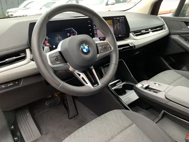 BMW 216