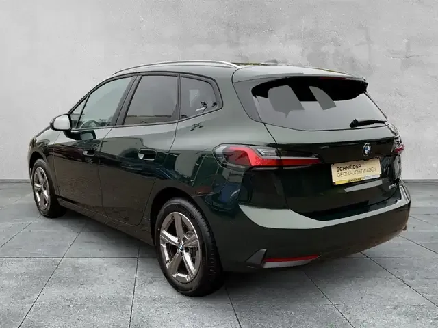 BMW 216
