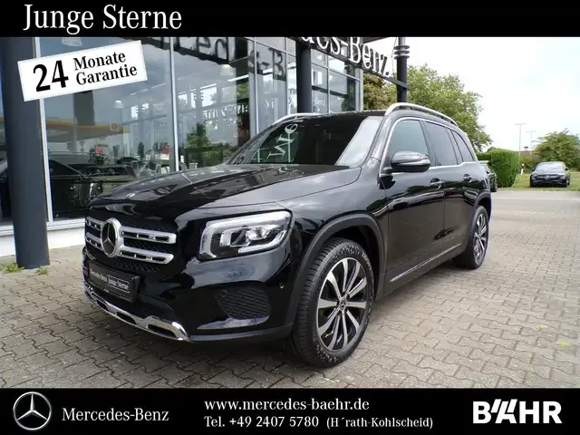 Mercedes-Benz GLB 220