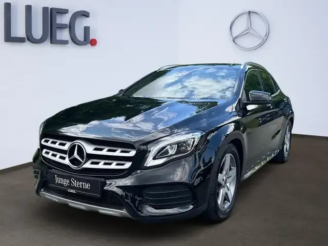 Mercedes-Benz GLA 200