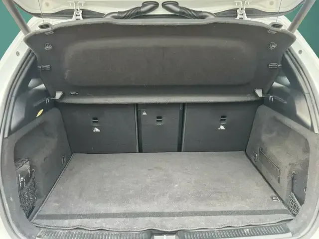 Mercedes-Benz B 220