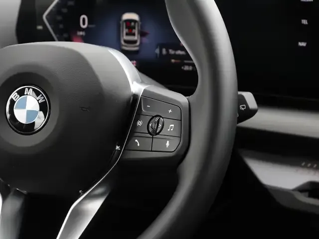 BMW 114