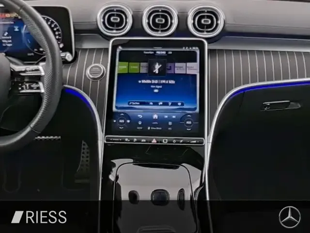 Mercedes-Benz CLE 300