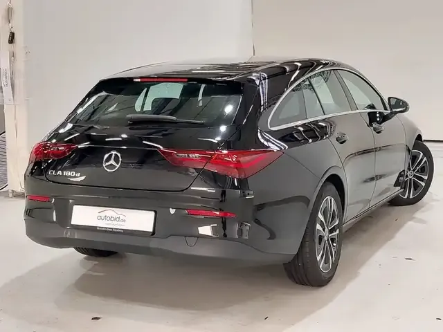 Mercedes-Benz CLA 180