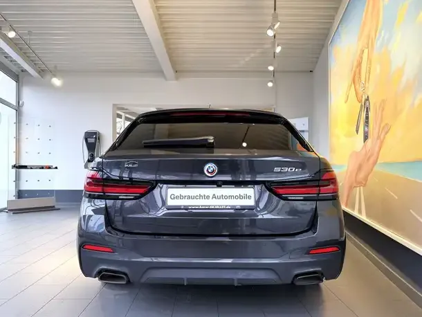 BMW 530