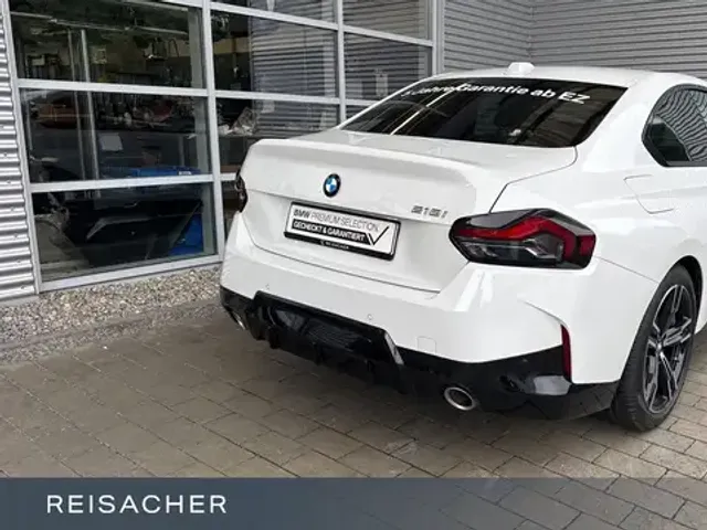 BMW 218