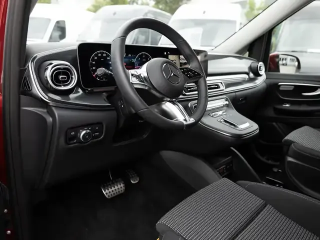 Mercedes-Benz V 250