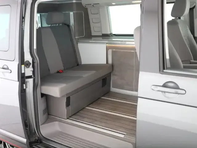 Volkswagen T6.1 California