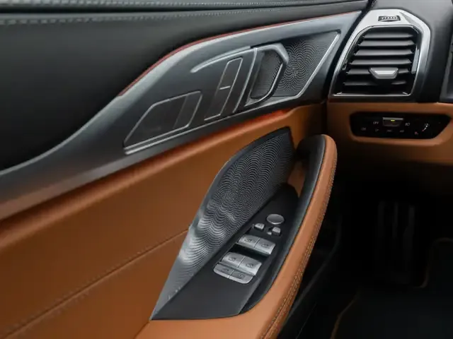 BMW M850