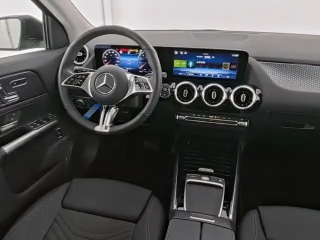 Mercedes-Benz GLA 180