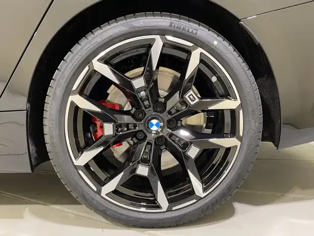 BMW 340