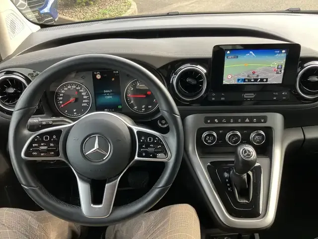 Mercedes-Benz Sonstiges