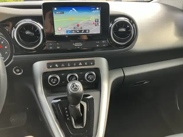 Mercedes-Benz Sonstiges