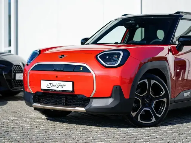 MINI Aceman